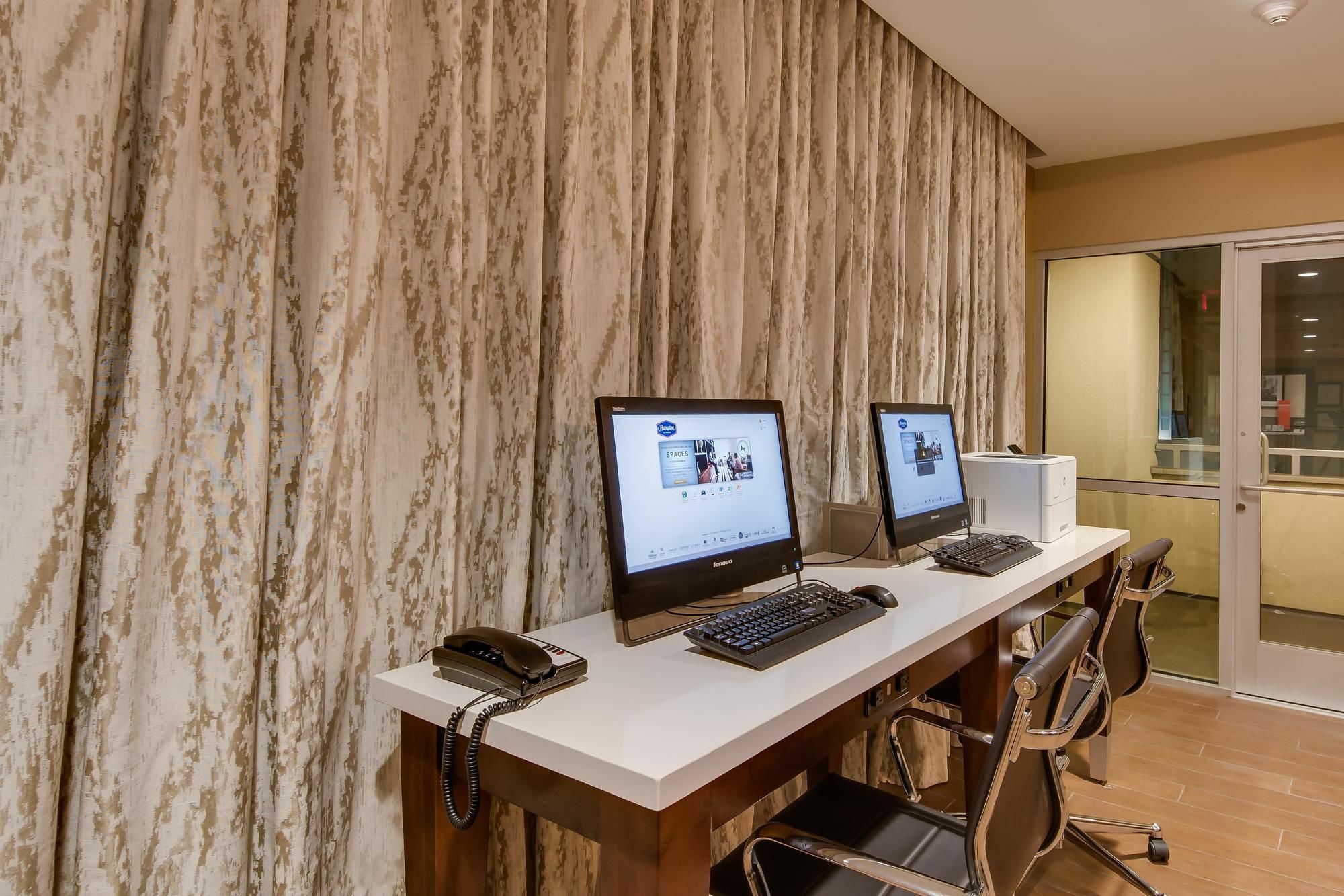 Hampton Inn & Suites Los Angeles - Glendale Zewnętrze zdjęcie