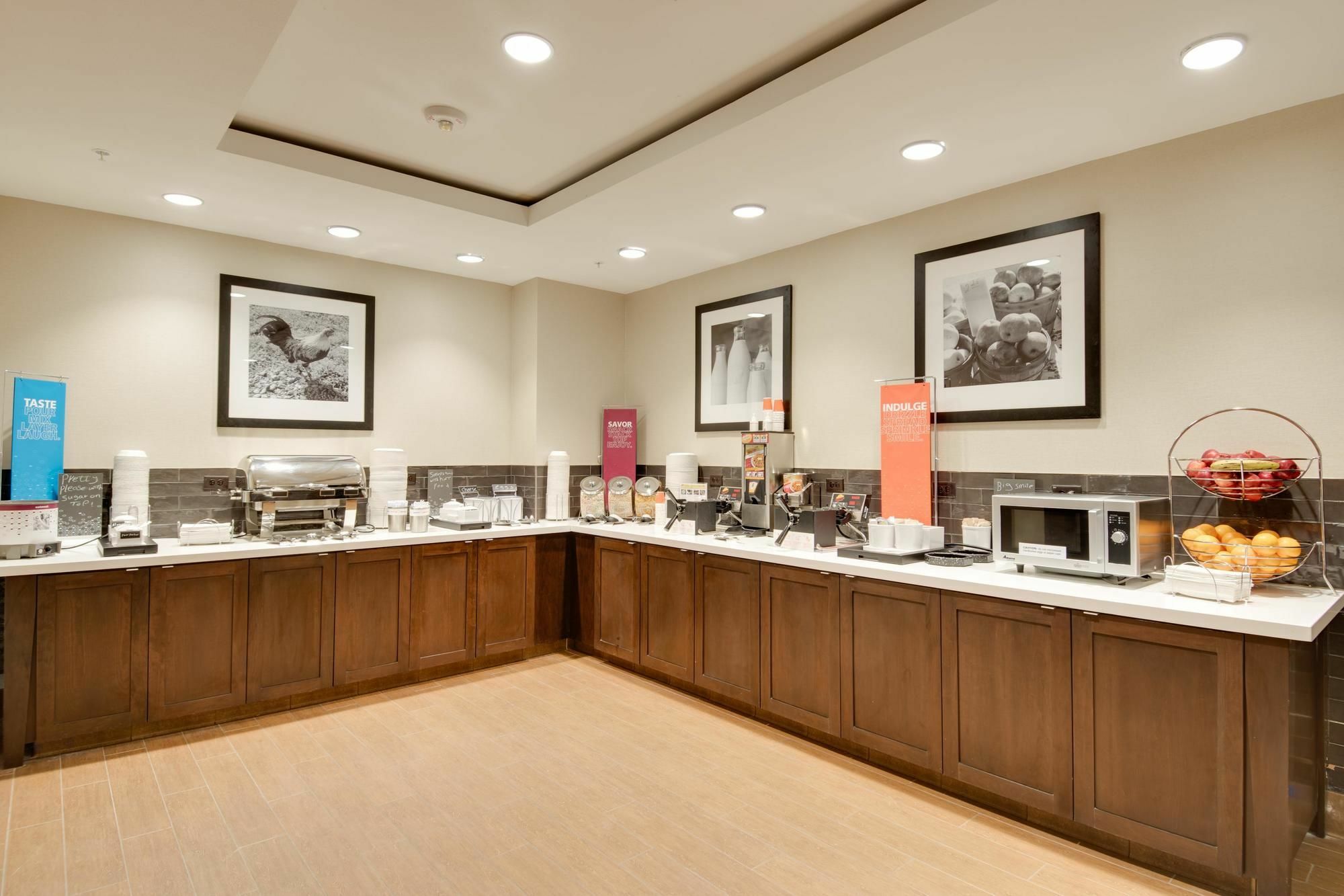 Hampton Inn & Suites Los Angeles - Glendale Zewnętrze zdjęcie