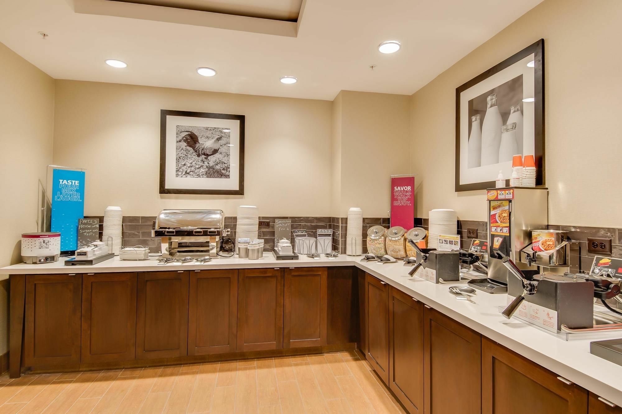 Hampton Inn & Suites Los Angeles - Glendale Zewnętrze zdjęcie