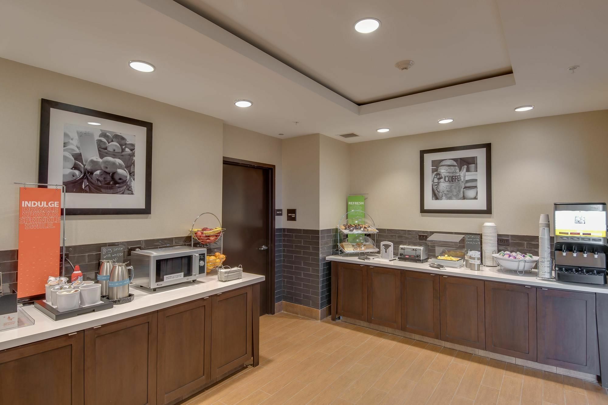 Hampton Inn & Suites Los Angeles - Glendale Zewnętrze zdjęcie